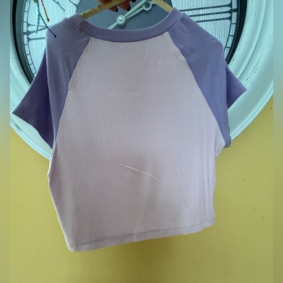 Crop top - Picture 2 of 2